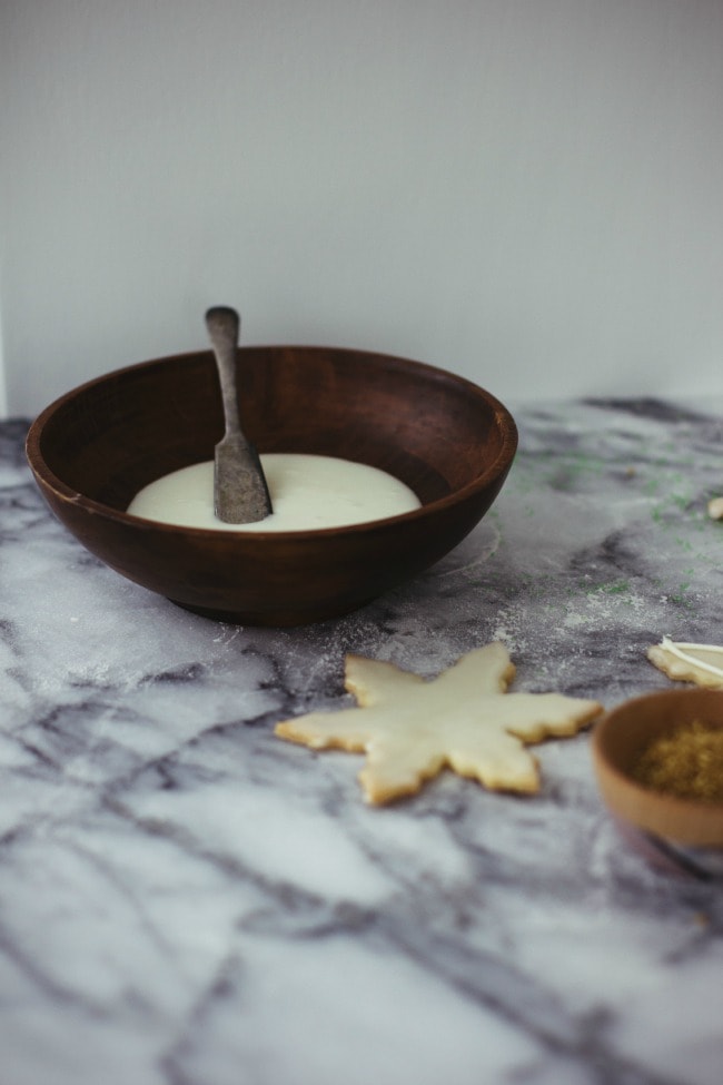 Cookie Icing in A Bowl | The Vanilla Bean Blog | Sarah Kieffer