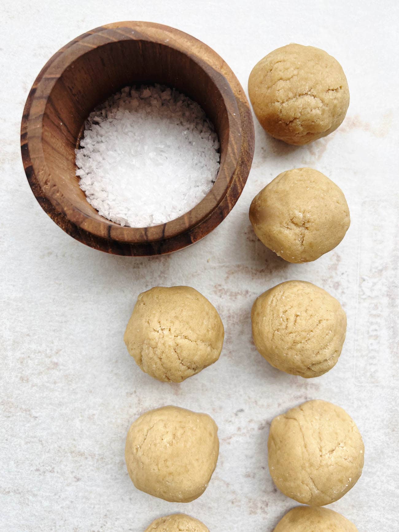 rich chewy chocolate chipless cookies