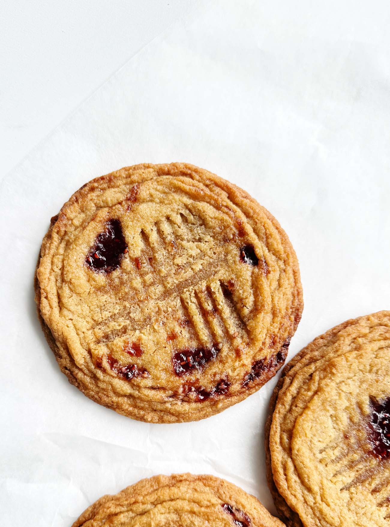 peanut butter & jelly pan-banging cookies