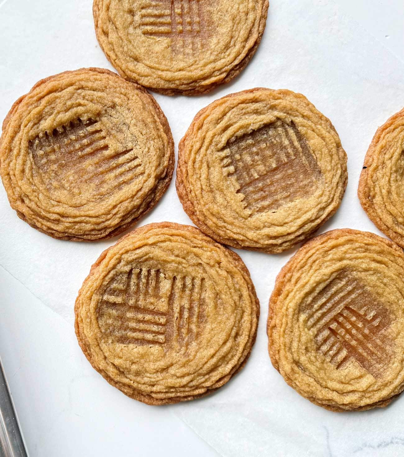 pan-banging peanut butter cookies