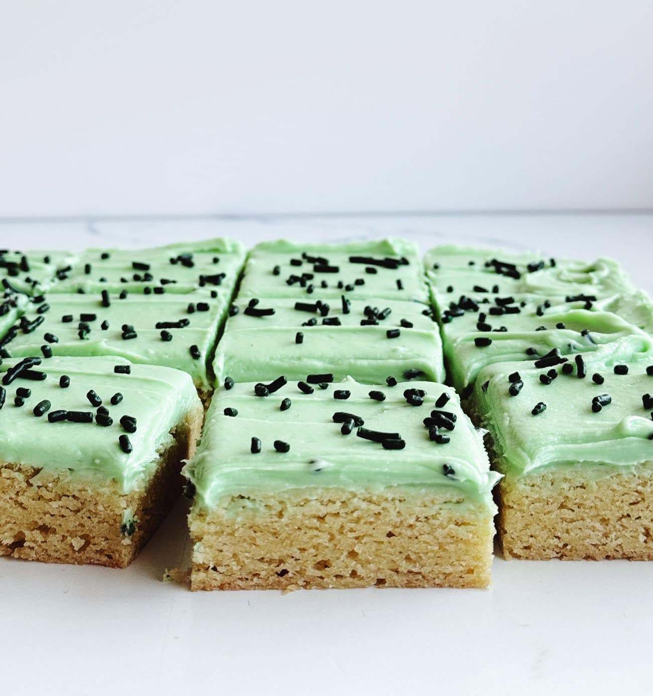 holiday sugar cookie bars